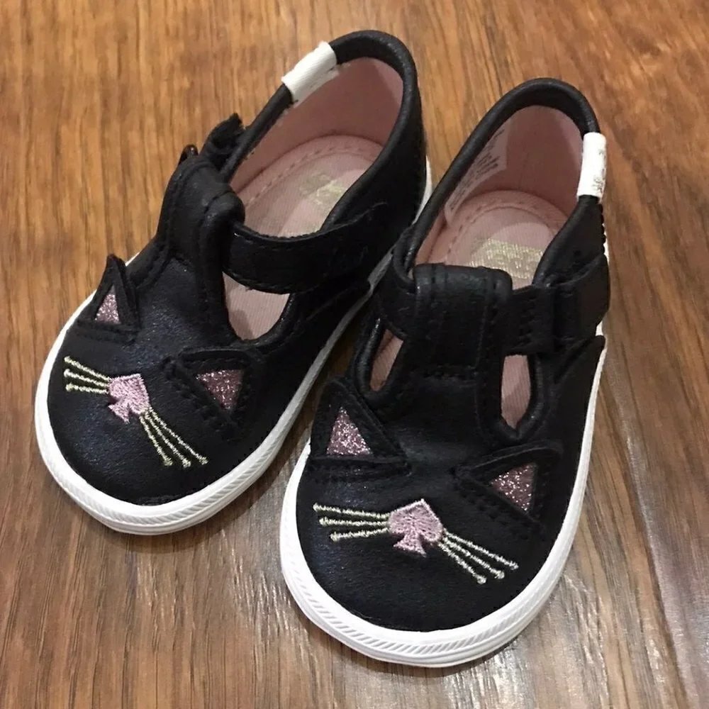 Kate Spade keds cat leather crib shoes sz 2